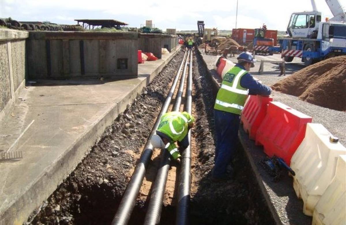 JGC Engineering engineers providing quayside support