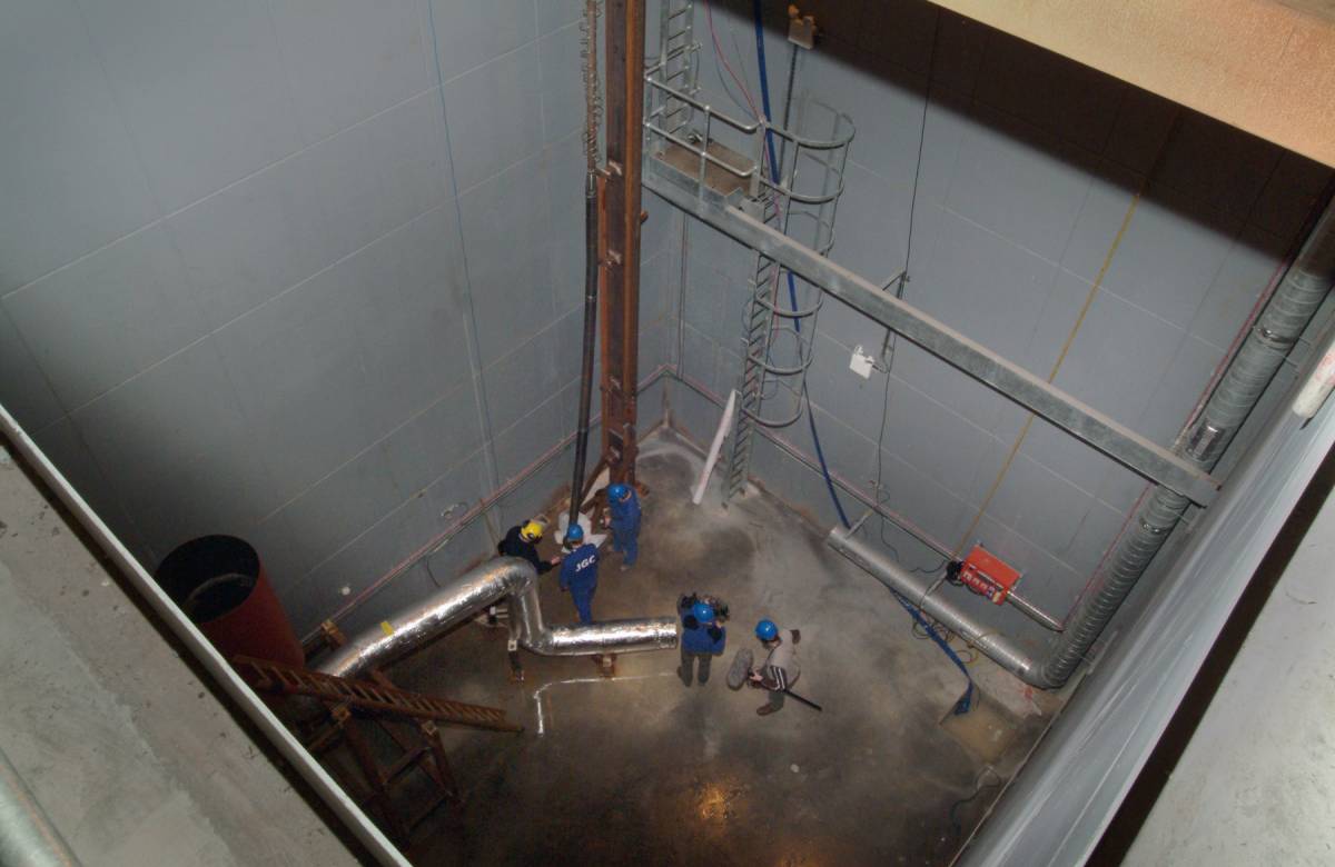 JGC Engineering engineers testing bespoke steel ductwork for clients