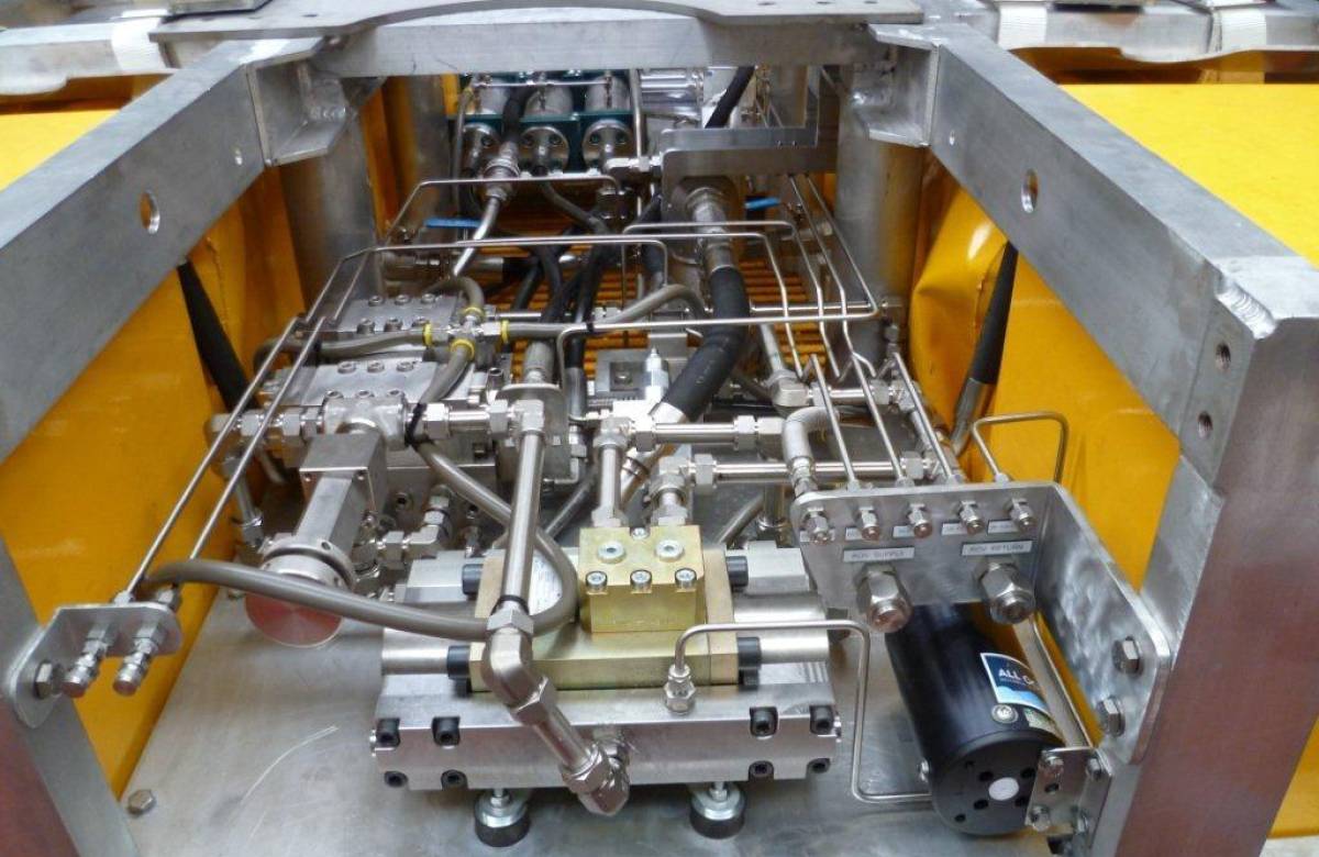 skid unit developed and manufactured by JGC engineering for oil and gas client